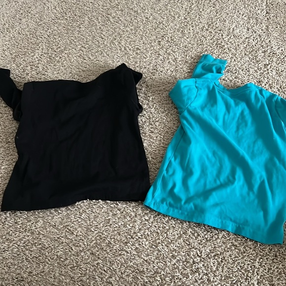 2 boys Abercrombie kids shirts - Picture 4 of 4